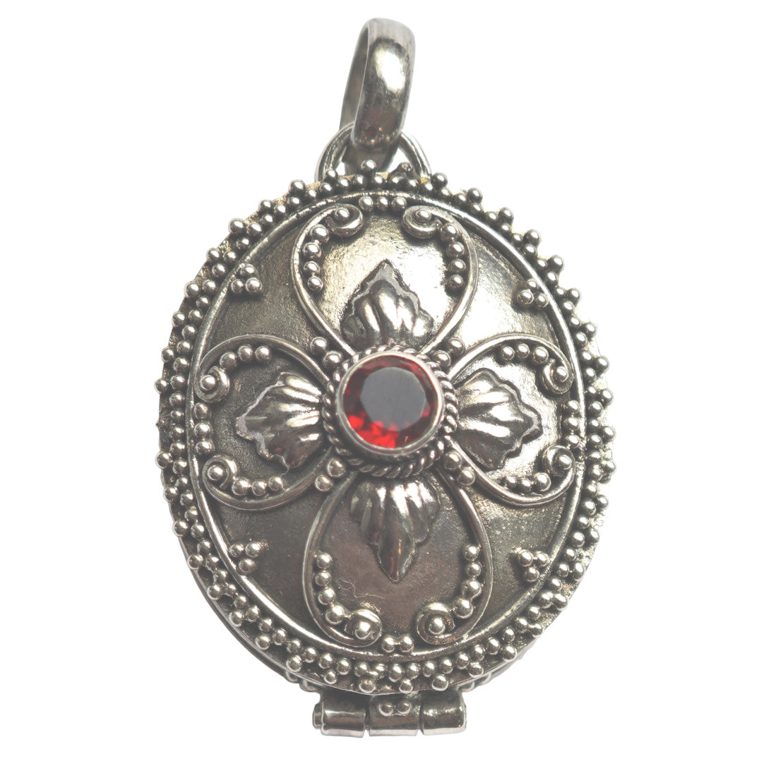 Silbermedaillon oval mit Granat  Anhänger 925er Silber 28x21mm