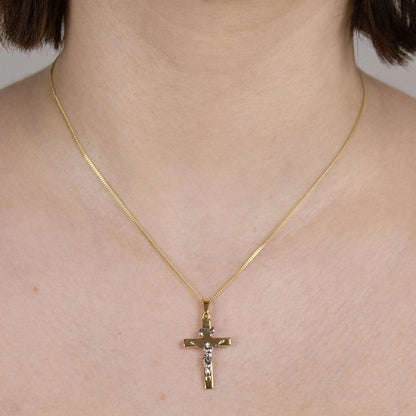 Anhänger Kreuz Korpus   333 Gold  mit vergoldeter Silberkette