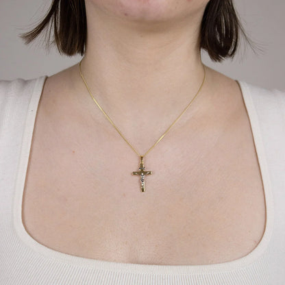 Anhänger Kreuz Korpus   585 Gold  mit vergoldeter Silberkette