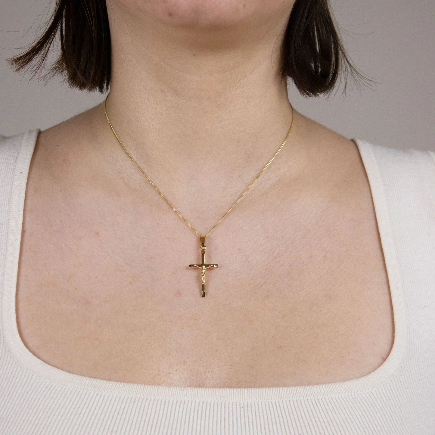 Kettenanhänger Gold Anhänger Kreuz Korpus  massiv 375 - 9 Karat Gold