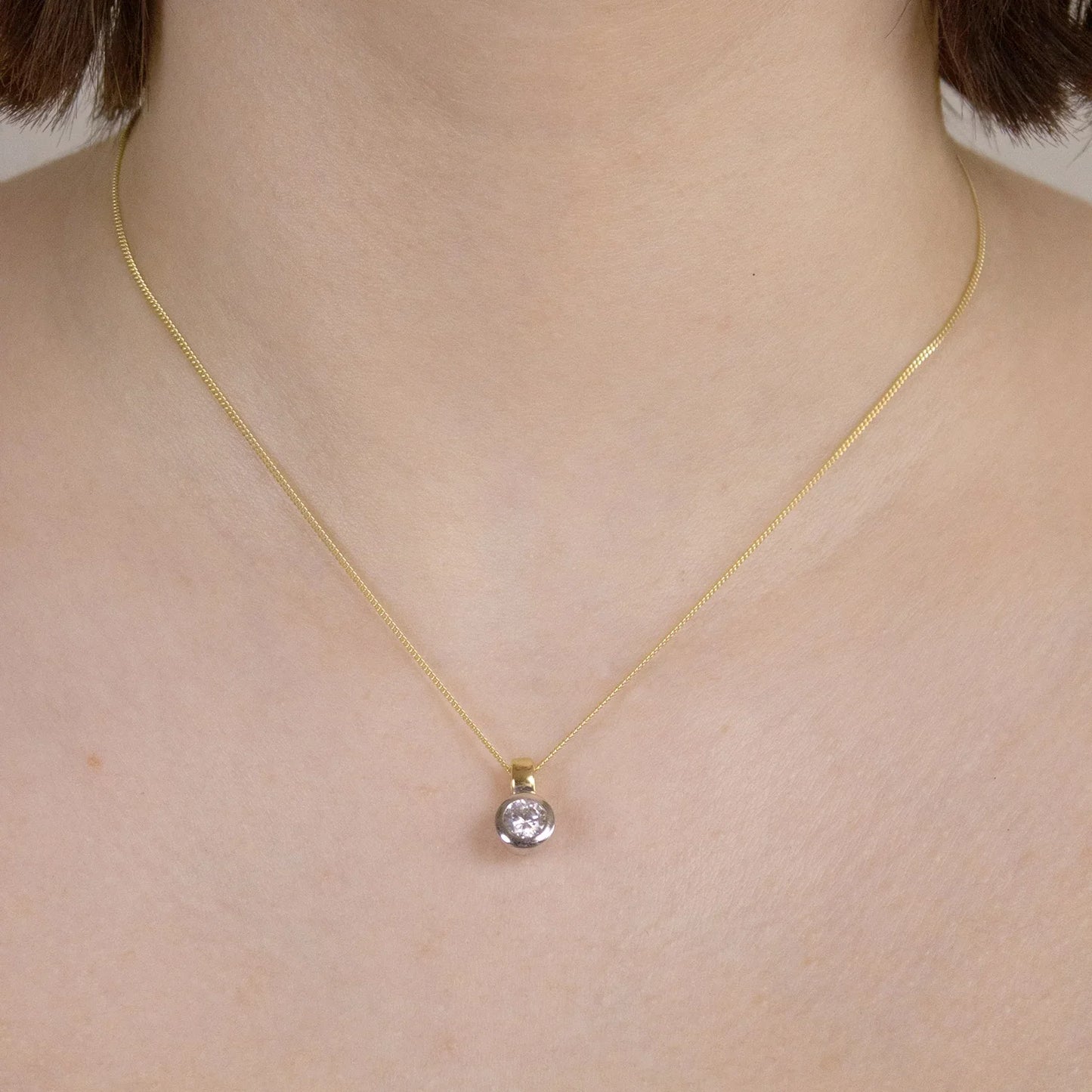 Gold Anhänger Zirkonia mit Goldkette massiv 333-8 Karat Gold