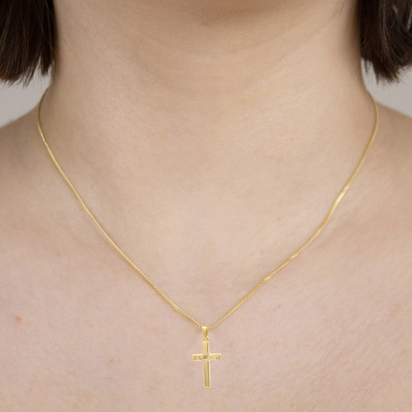 Anhänger Kreuz Zirkonia  333-8 Karat Gold mit vergoldeter Silberkette