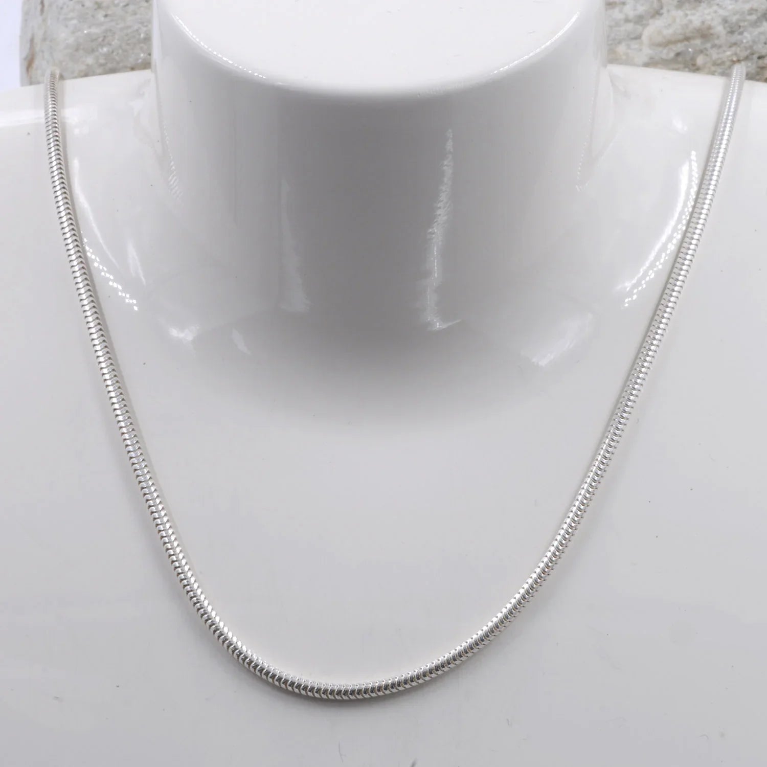 1,4 mm 42 cm 750 - 18 Karat Weißgold Schlangenkette rund massiv Gold hochwertige Goldkette  6,1 g
