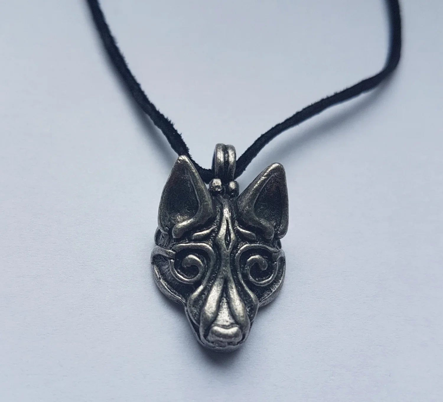 Wikingerwolf Fenrir Loki versilbert Zinn Schmuck Anhänger Vikings celtic