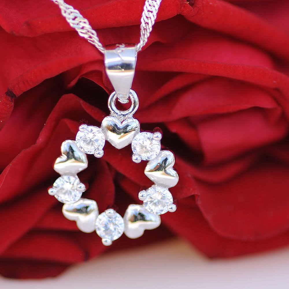 Edler Herz Anhänger mit fünf Steinen Zirkonia Crystal wahlweise mit Kette 925 Silber