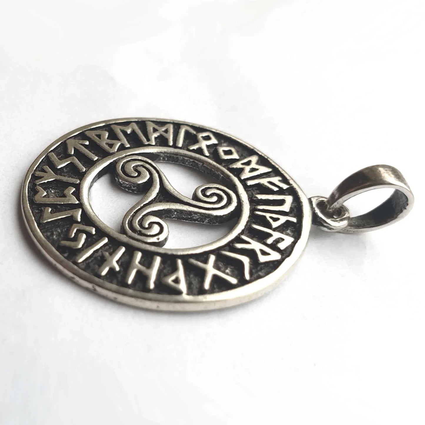 Triskel  mit Runen Anhänger 925er Silber - 25 mm keltisch Wikinger