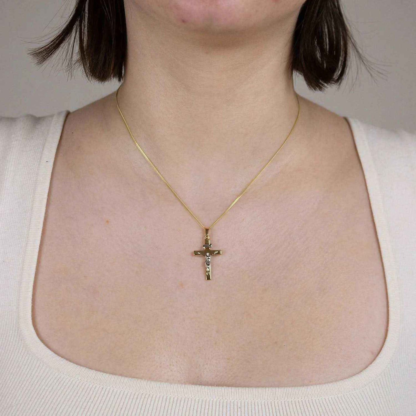 Anhänger Kreuz Korpus   585 Gold  mit vergoldeter Silberkette