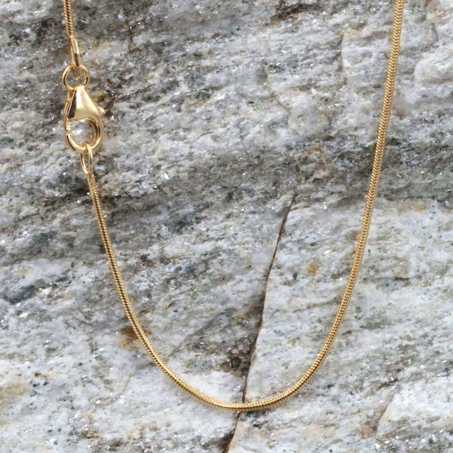 0,9 mm 40 cm 750 - 18 Karat Gold Halskette Schlangenkette rund massiv Gold hochwertige Goldkette  4,0 g
