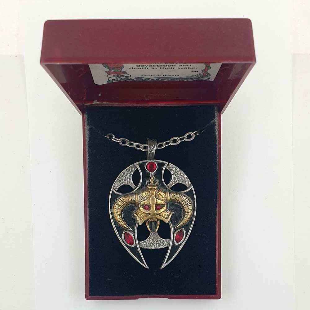 Helm Of Death Anhänger Schmuck