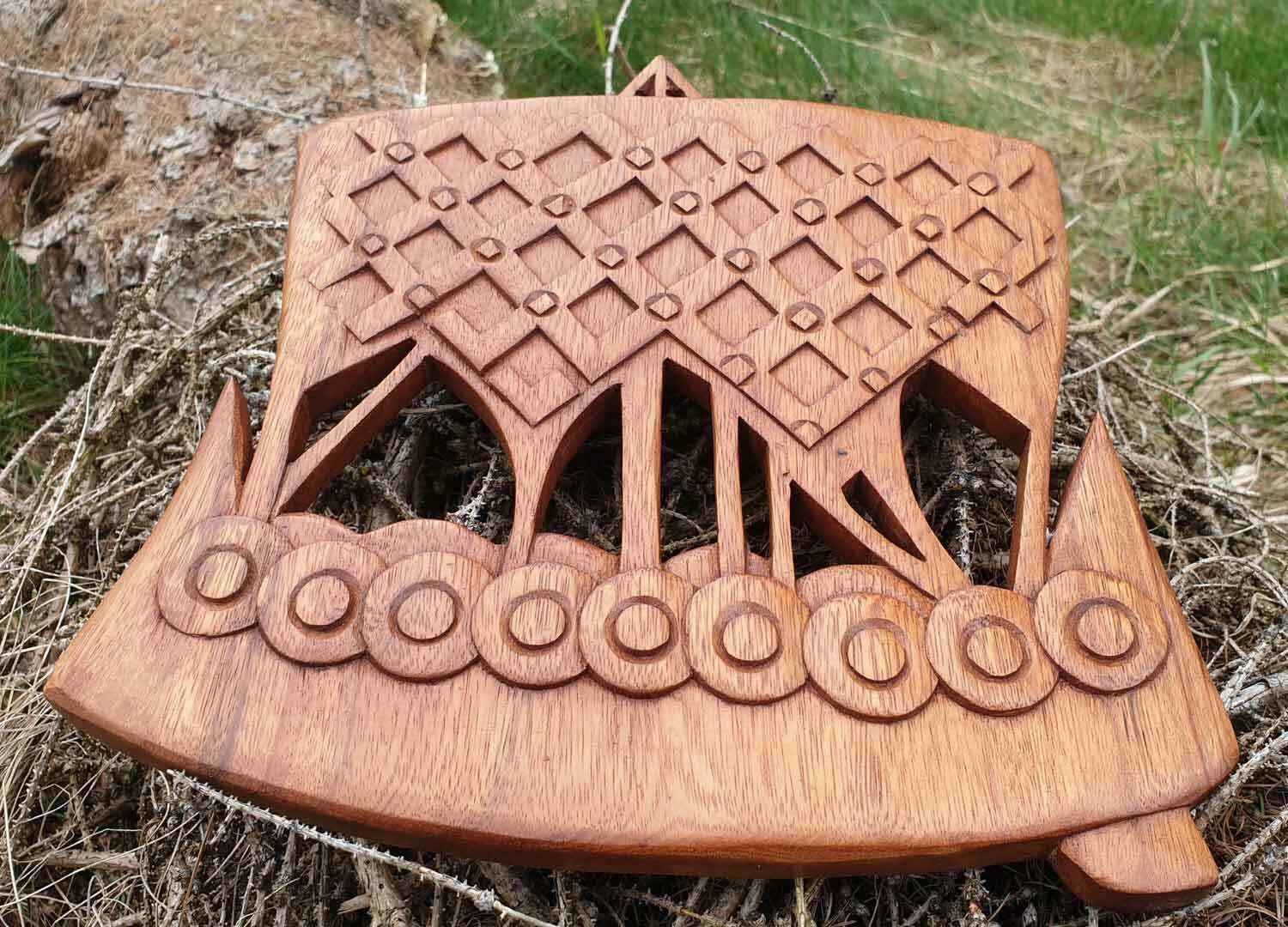 Wandschmuck Wikingerboot Wandbild geschnitztes Ornament Wikingerschiff Holz