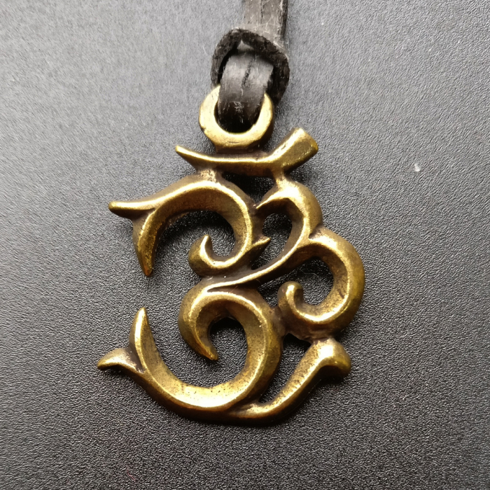 Ohm Anhänger aus Bronze Anhänger Schmuck - Om -